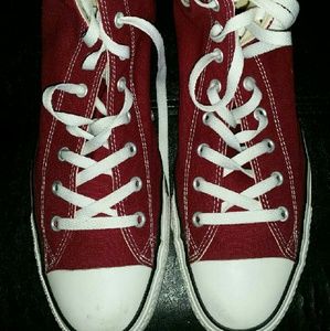 Converse All Star Sneakers.