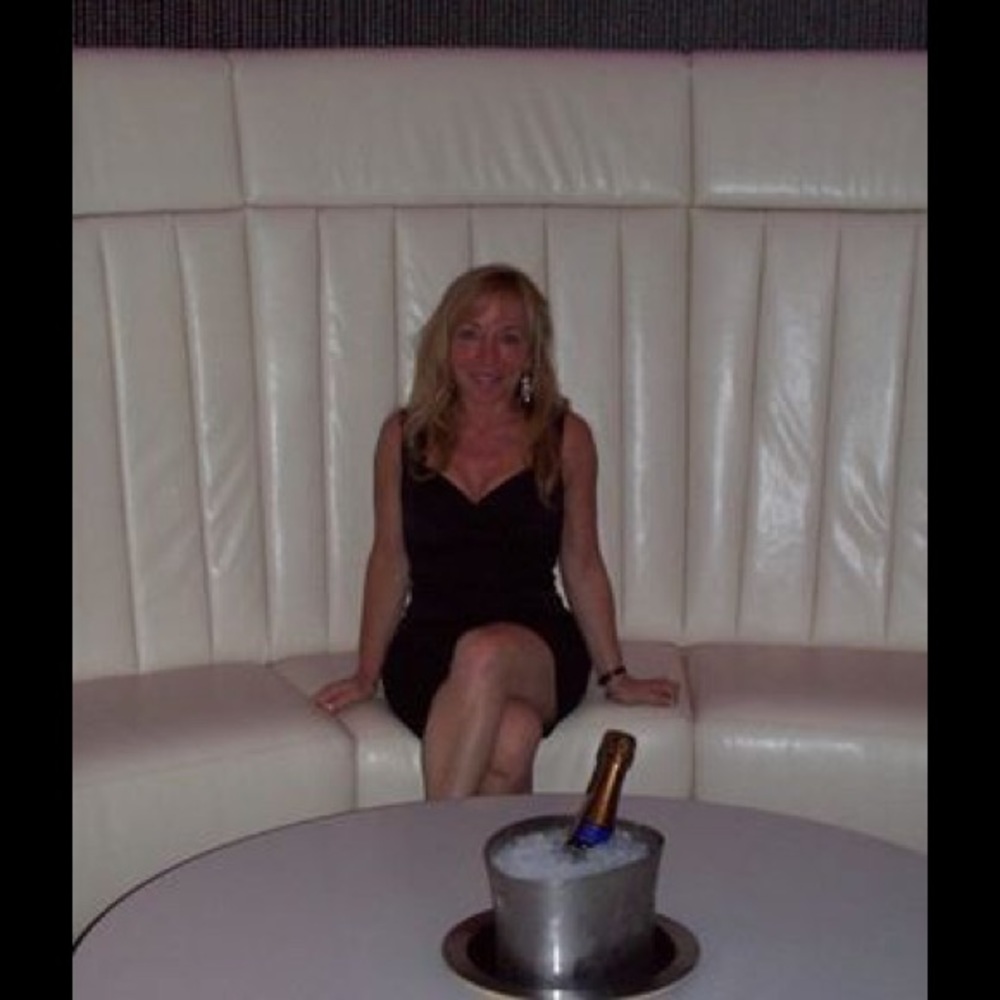 Meet your Posher, Debra
