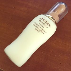 Benefiance creamy cleansing emulsion