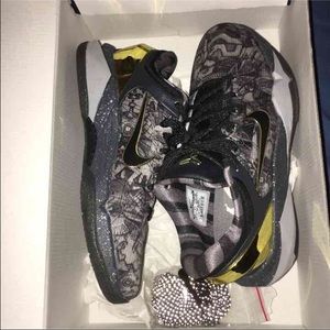 Kobe VII Prelude (6Y)