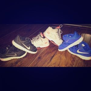 Infant/Toddler--Nike shoes size 5c