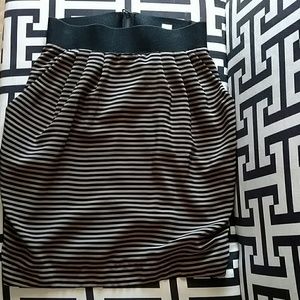 Striped high waisted skirt