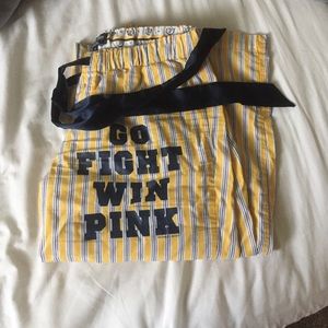 pink vs pants (sleepwear)