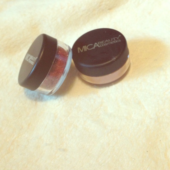 Mineral eyeshadow