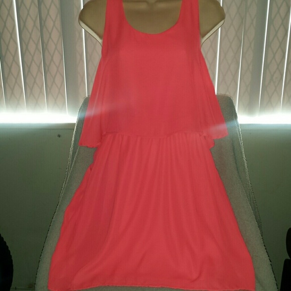 Caged Back Pink Dress size Medium - Picture 4 of 4