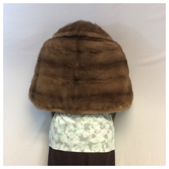 MINK STOLE - Picture 2 of 4
