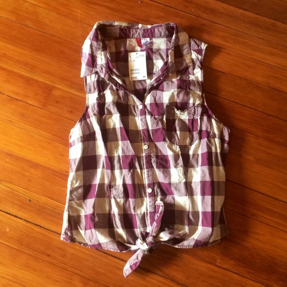 H&M Cropped Flannel