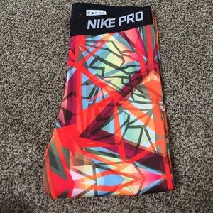 Nike Pro Capris