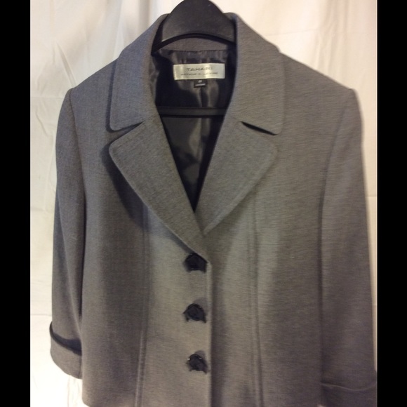 Tahari Jacket & Matching Blouse