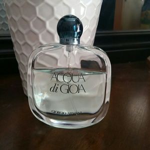 Giorgio Armani "Aqua di Gioia".