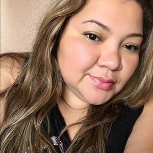 Meet your Posher, Dulce