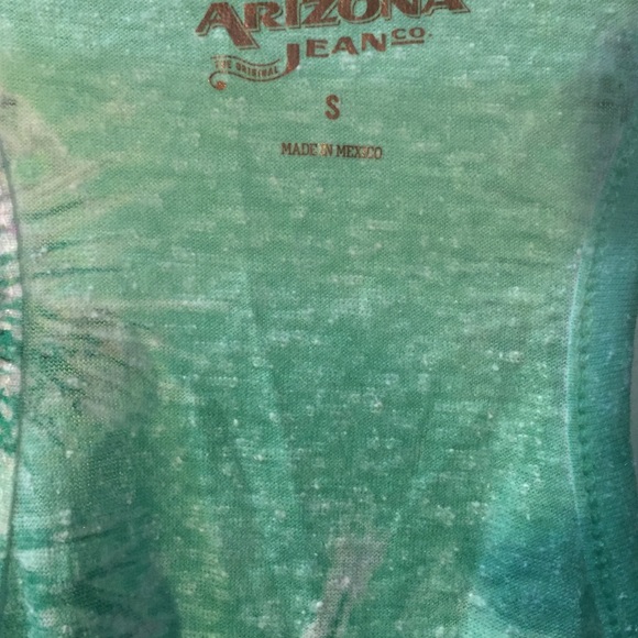 BEACH SHIRT - Picture 2 of 3