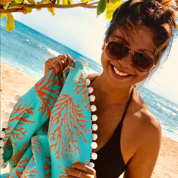 Meet your Posher, Coco - Picture 2 of 8