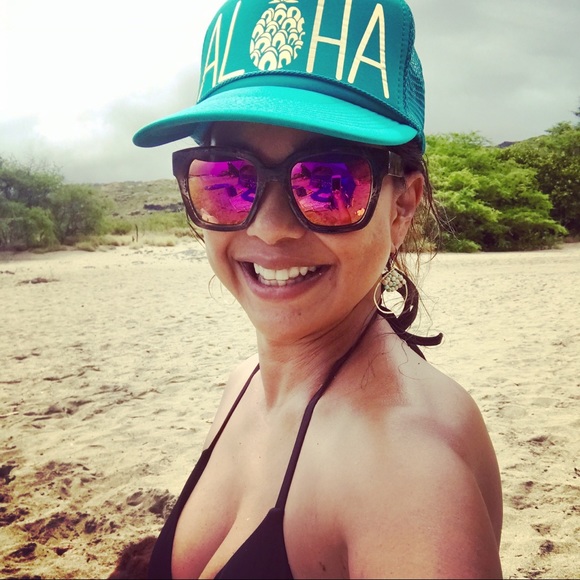 Meet your Posher, Coco - Picture 5 of 8