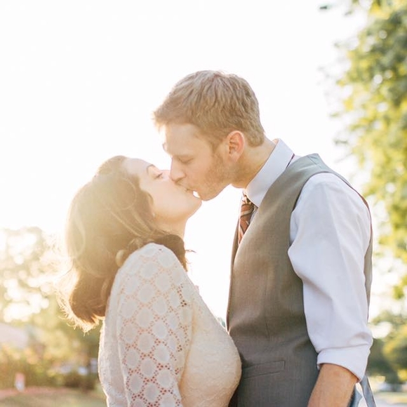 Meet your Posher, Alexandra - Picture 1 of 1