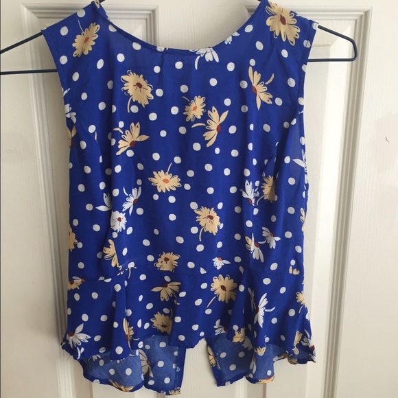 Forever 21 Daisy Floral Peplum Top - Picture 2 of 3