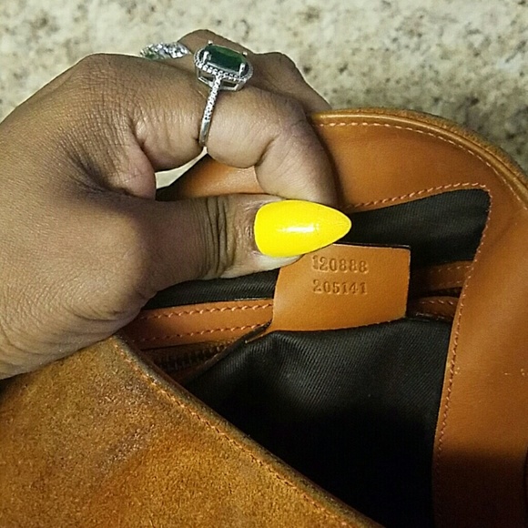 Handbag - Picture 2 of 2