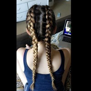 Meet your Posher, Ally