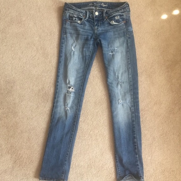 American Eagle Distressed Jeans