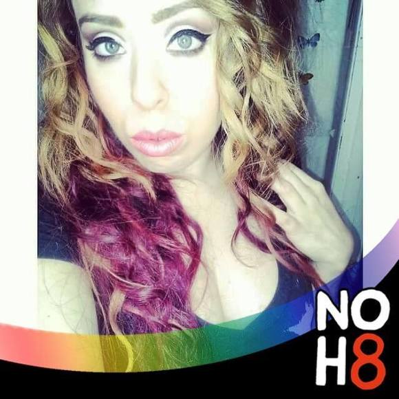 Meet your Posher, Emely