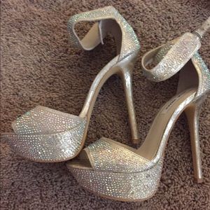 Steve Madden Heels sz. 8.5