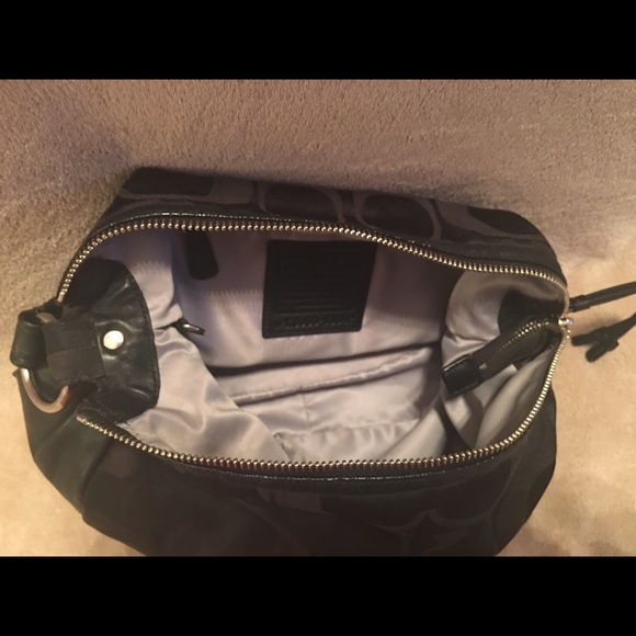 Authentic Coach Purse - Picture 2 of 4