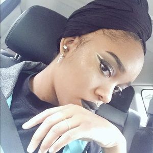 Meet your Posher, Marie