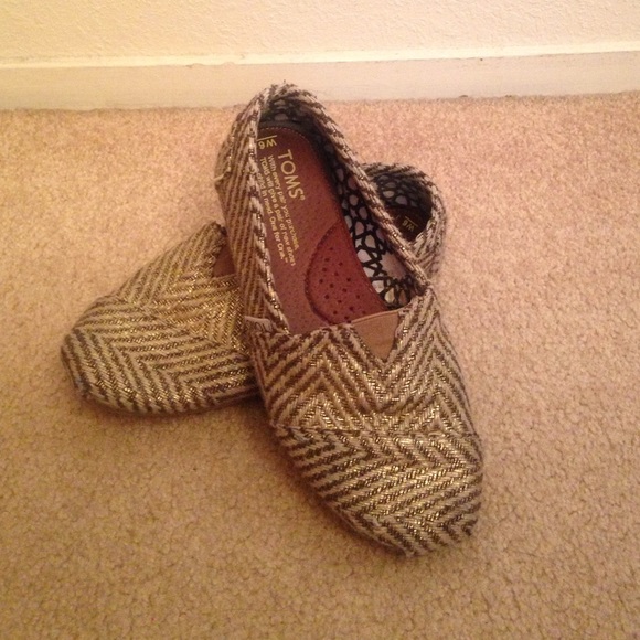 Limited edition Toms
