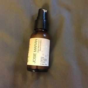 Josie maran instant self adjust serum foundation