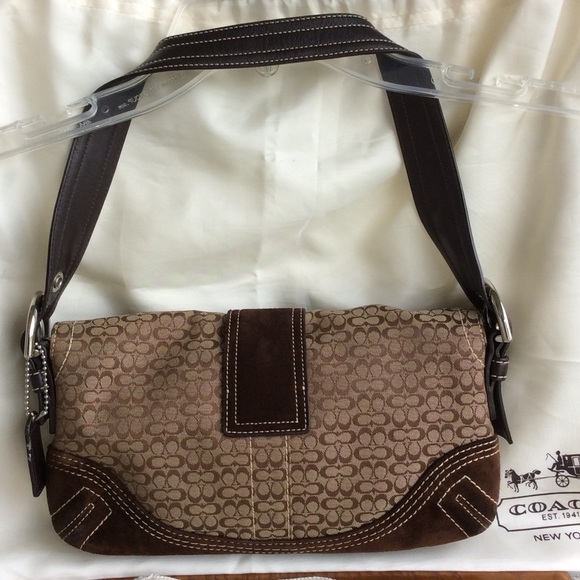 *** AUTHENTIC COACH BAG *** - Picture 2 of 4