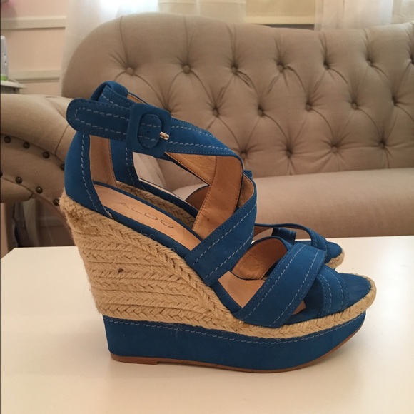 Aldo blue summer wedges