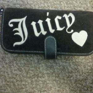 Juicy Couture brush holder