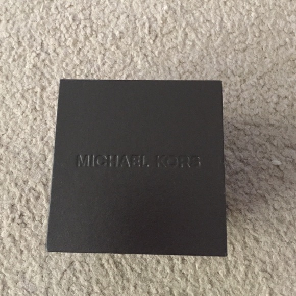 Michael Kors watch box