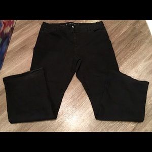 Women's JLo Plus Size 20 bootcut black Jeans