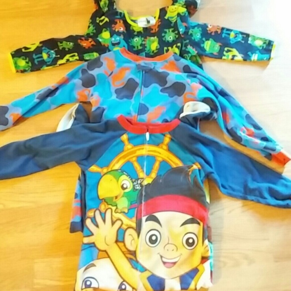 Boys fleece pajamas