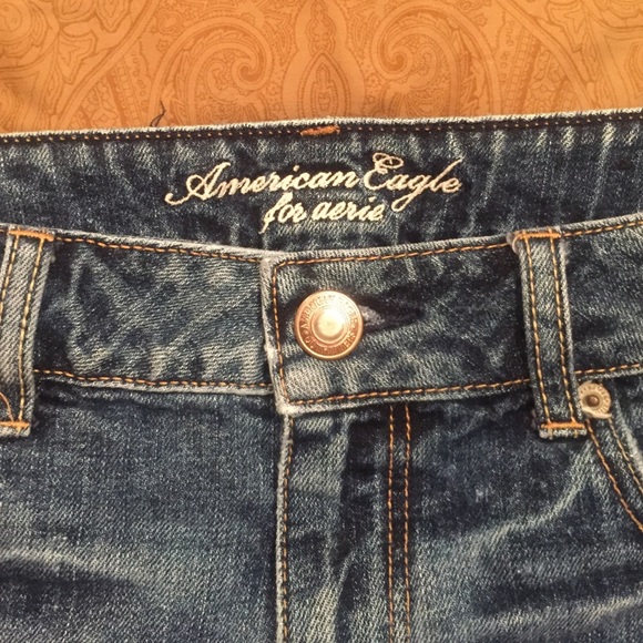 AE Distressed Denim Shorts - Picture 3 of 4