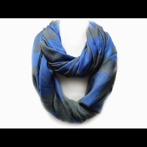Grey/Blue Chevron Wide Infinity Scarf.