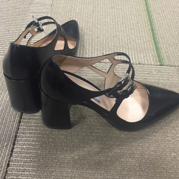 Prada runway Mary Jane pump size 7 - Picture 3 of 3