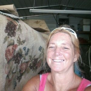 Meet your Posher, Dinah