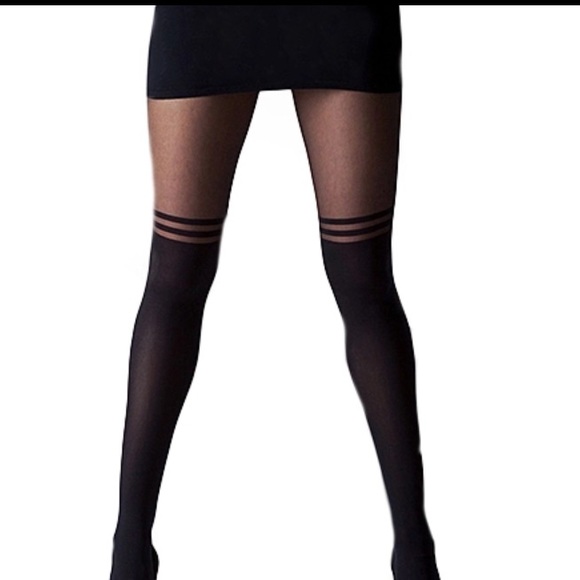 Sexy Polly style black double stripe tights
