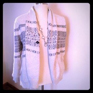 FALL 🍁🍁 Adam Levine XL polar sweater XL