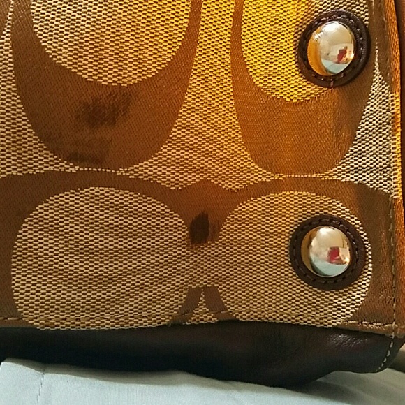 Beautiful Coach Purse - Picture 4 of 4