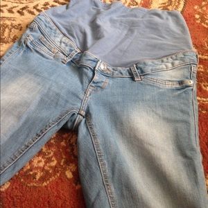 Size 10 H&M maternity skinny jeans