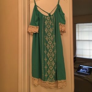 Off the shoulder mint green Ya dress, size Large