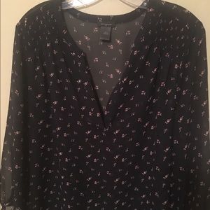Ann Taylor navy sheer peasant top, sz Medium