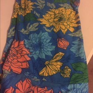 LULAROE TALL & CURVY flower print leggings