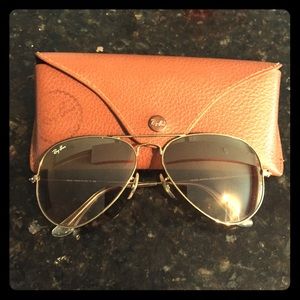 Ray-ban aviators 😎