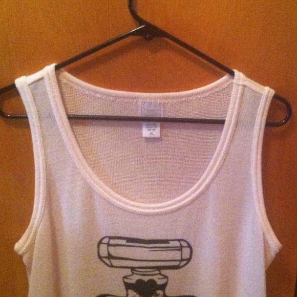 Oversized knitted tank - Picture 4 of 4