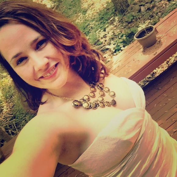 Nicole Miller ivory crinkle gown