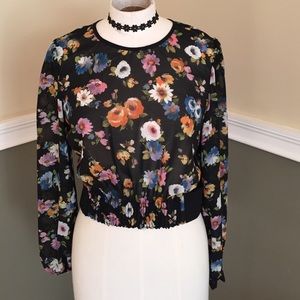 Mustard Seed floral cut out crop top💁🏻